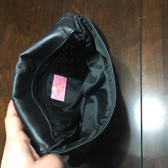 nOir Envelope Clutch - Picture 8 of 8